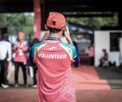 Jakie są korzyści z bycia wolontariuszem na festiwalach kulturalnych?