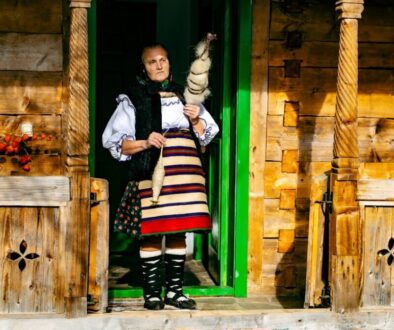 Jakie są cechy muzyki ludowej w Polsce?