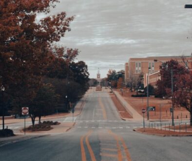 Jakie są cechy sztuki gotyckiej i co ją wyróżnia?